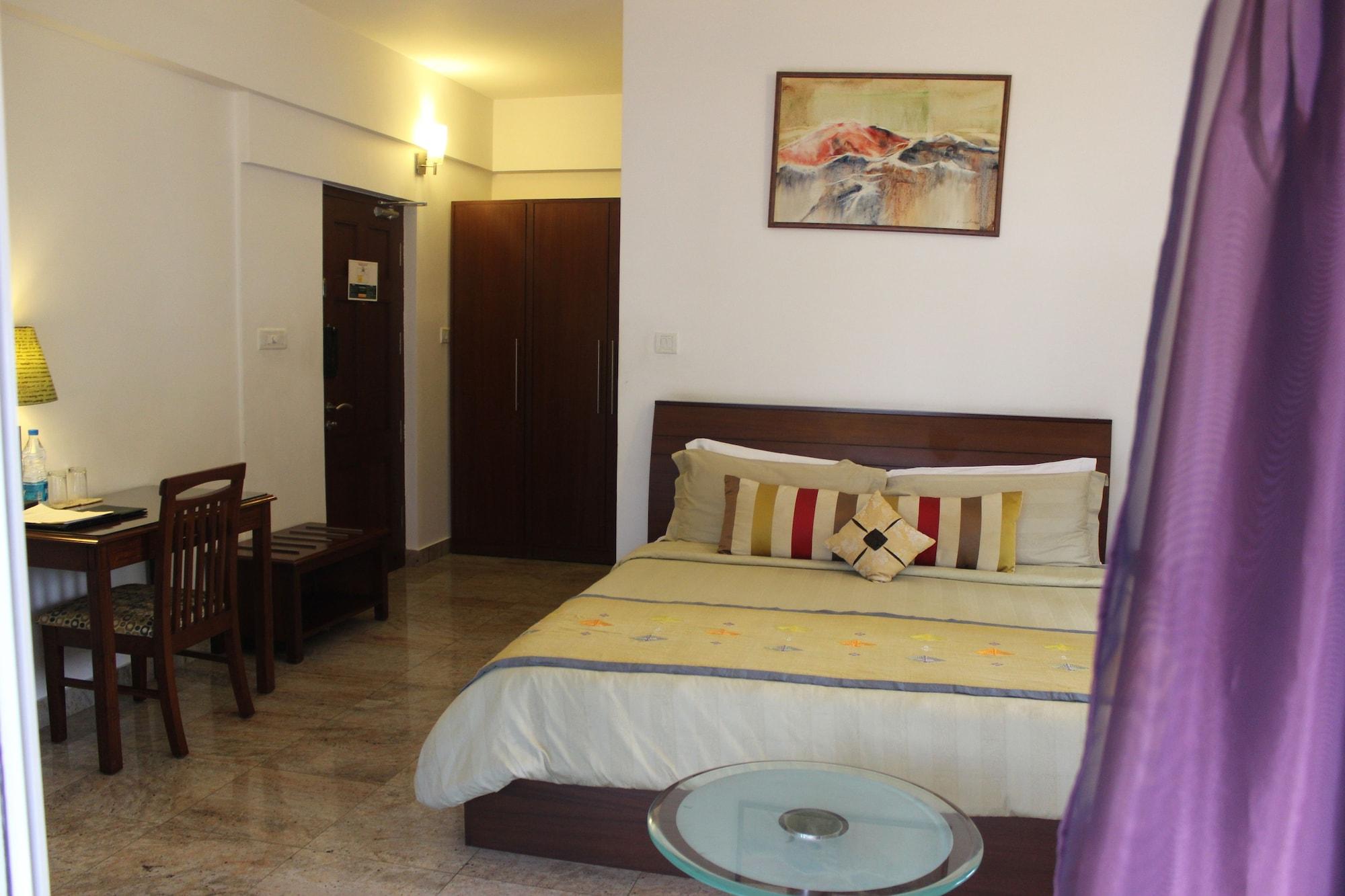 juSTa Off MG Road Hotel Bangalore Exterior foto
