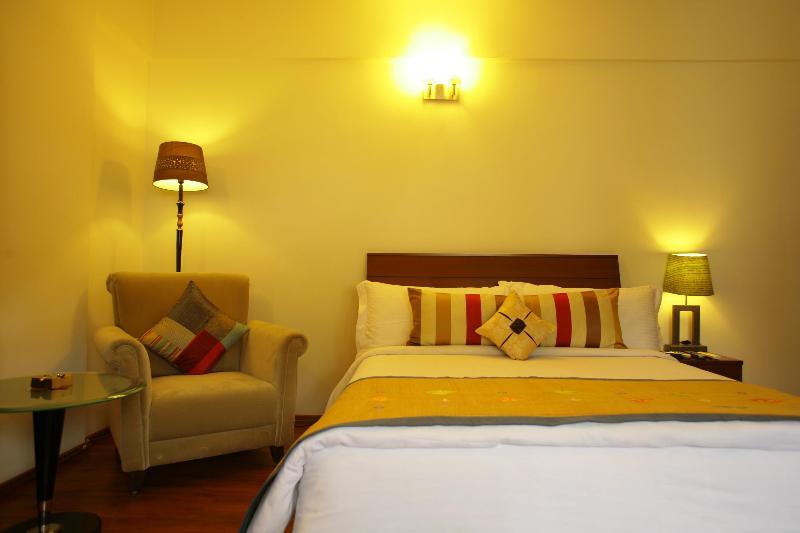 juSTa Off MG Road Hotel Bangalore Exterior foto